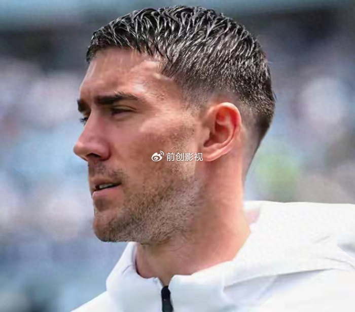 免签大馅饼？巴萨盯上尤文神锋，2200万年薪他敢要，巴萨敢给吗