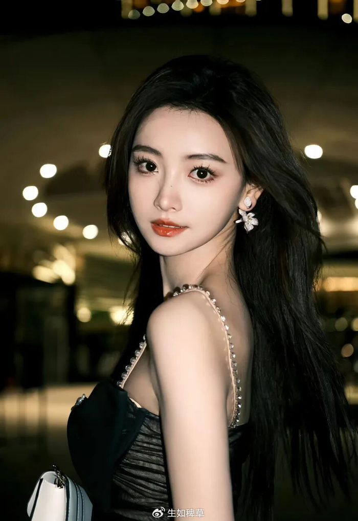 从NBA直播间到修仙百草园：金佳悦的“跨界”，是蓄谋已久的升仙