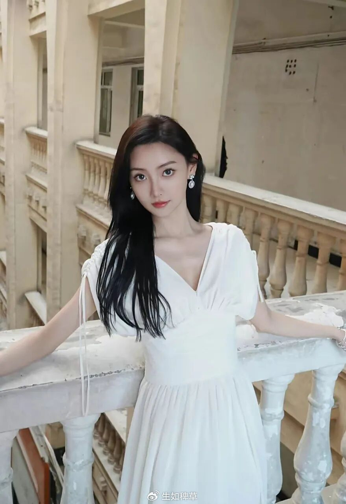 从NBA直播间到修仙百草园：金佳悦的“跨界”，是蓄谋已久的升仙