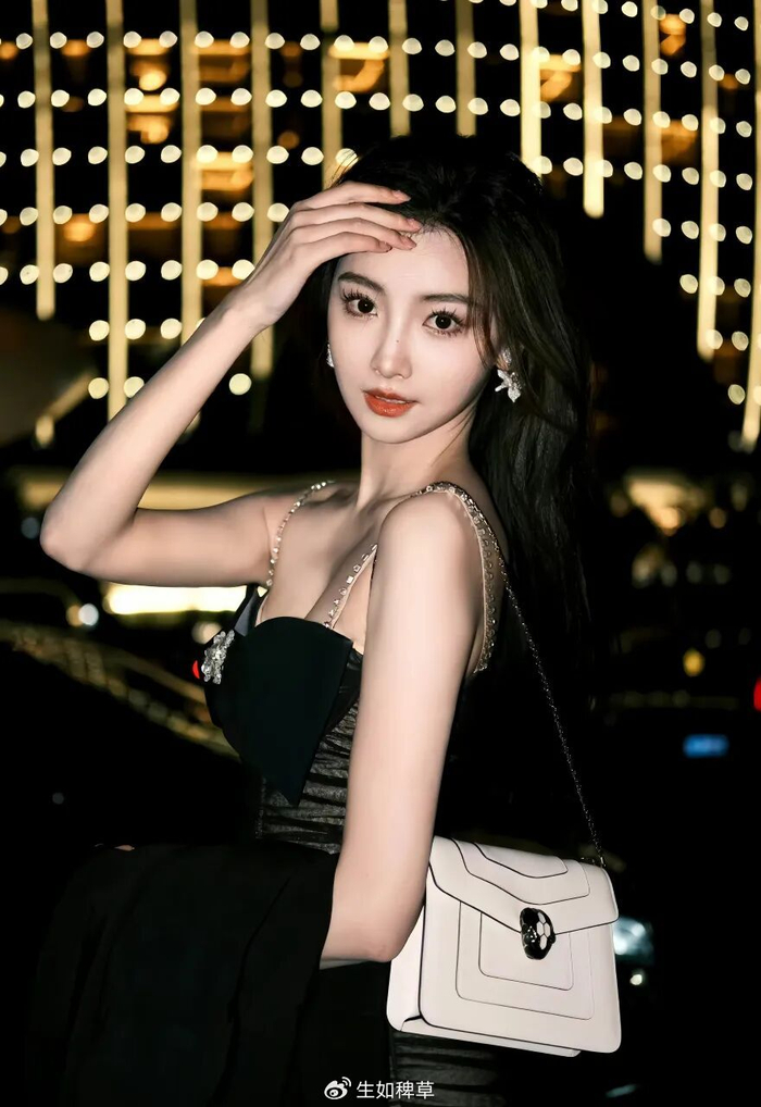 从NBA直播间到修仙百草园：金佳悦的“跨界”，是蓄谋已久的升仙