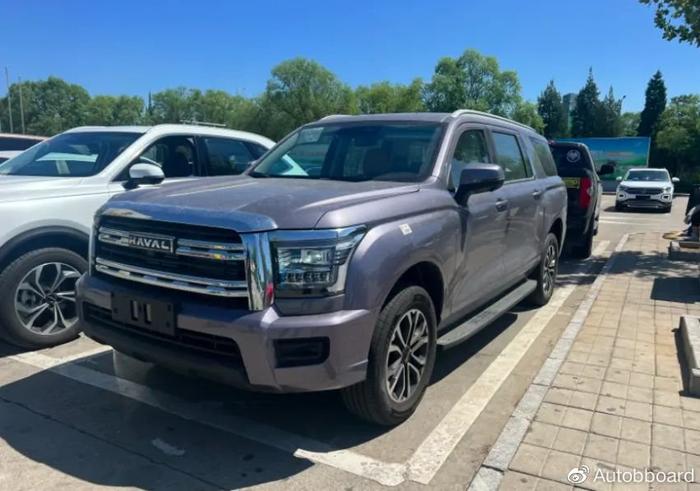 全新哈弗H5实拍谍照,定位大型SUV,还是非承载式车身