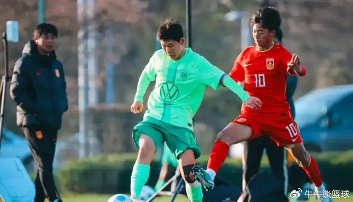 一场4-0，让中国男足无缘决赛，3战不败，位居第2，将冲击季军