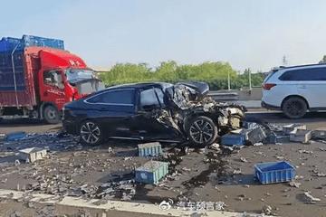 车毁人没事，到底是运气，还是底气？