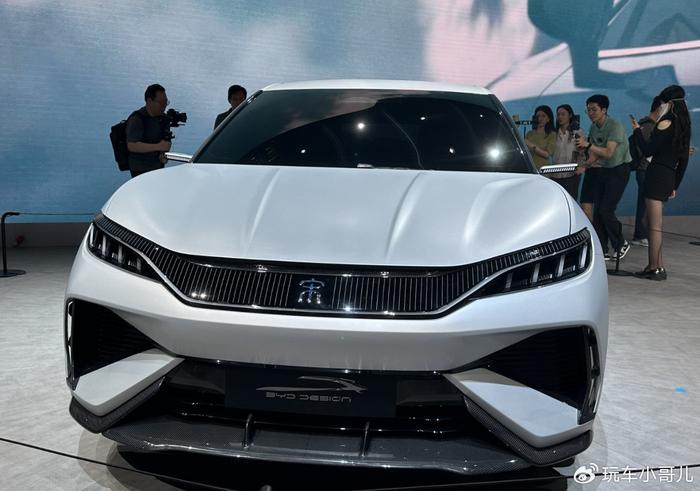 比亚迪王朝系列将添新成员——宋L,外观时尚运动,对标Model Y