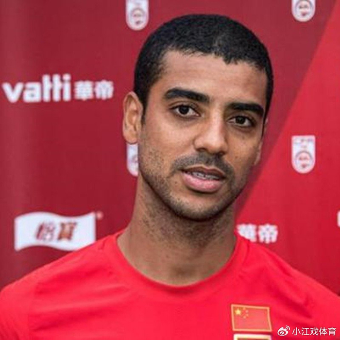 合同到期，阿兰下家3选1，上海申花冷门，黑马或高薪抢人