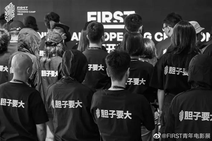 与三位00后获奖导演共话：年轻人能给低谷期的电影圈带来什么？