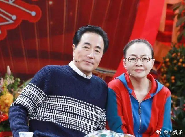 他和宋丹丹演夫妻火遍全国,与妻子恩爱40年,唯独儿子让他有烦恼