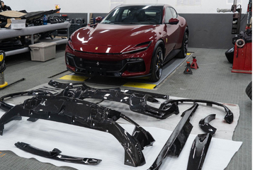 红色猛兽再进化：法拉利Purosangue碳纤维套件全方位升级