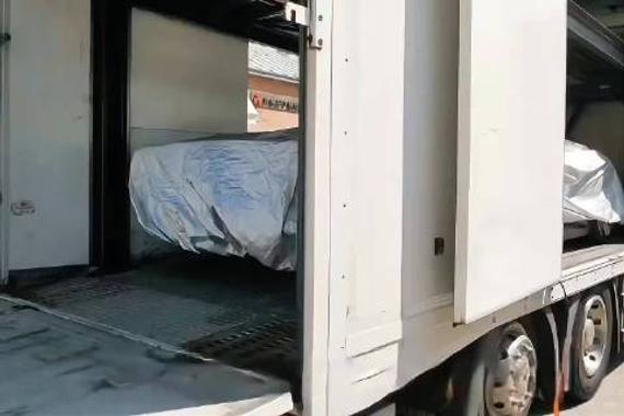 红旗首款跑车，觉得咋样