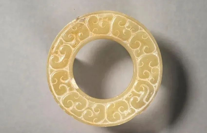 不是所有的环形玉器都叫玉璧！|镂雕|玉环|玉文化|礼器|信物_新浪新闻
