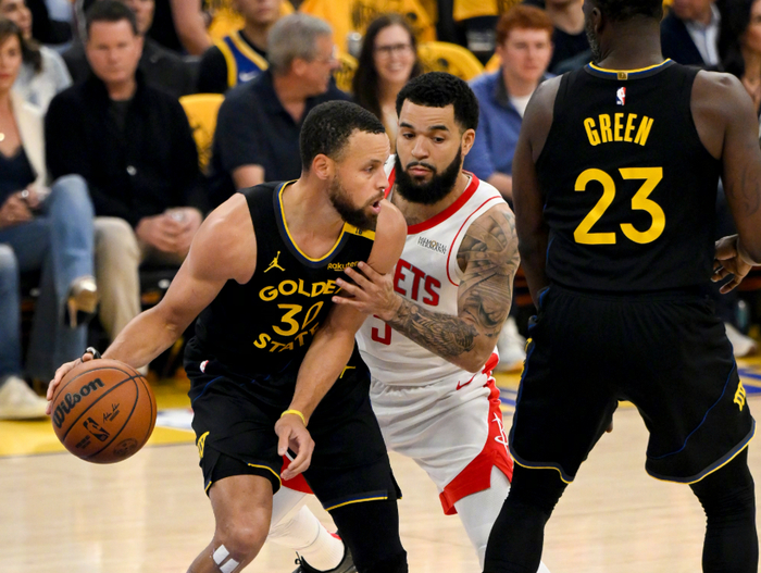 场均17分，和2.5亿超级顶薪划清界限！作为夺冠热门，你们该考虑拆队