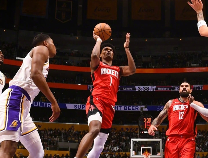 场均17分，和2.5亿超级顶薪划清界限！作为夺冠热门，你们该考虑拆队