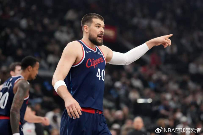 难怪用3选秀签换祖巴茨！步行者另有所图，添头近3战13+7完美拼图