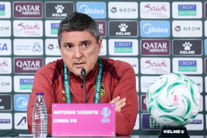 U23载誉回国，队长徐彬却开启了自己的下一站