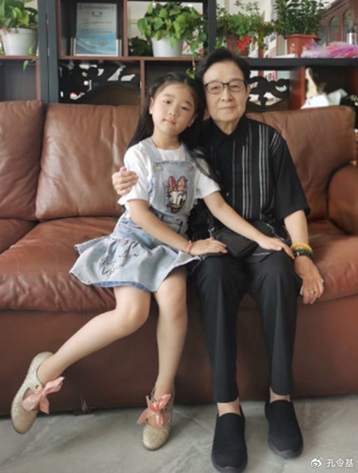 刘怡然:玄璃美人煞的璀璨之光,音乐界的无冕之王