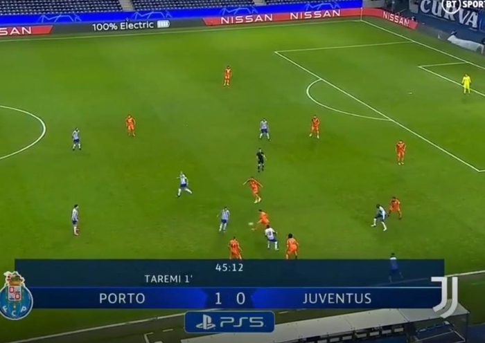 三年前马纳法欧冠胜C罗 3年后他横趟中超后卫 最后三轮他是申花关键