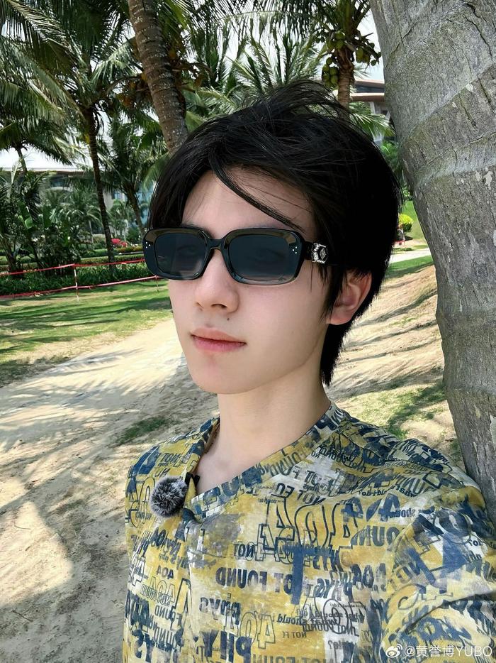 震惊！黄誉博居然自费打造个人综艺，还亲自下场当导演