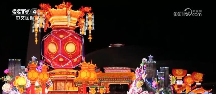 “中秋夜游新体验，激活文旅消费活力” 中秋 夜游 假期 古镇 彩灯 游客 文化 热度 文旅 非遗 第5张