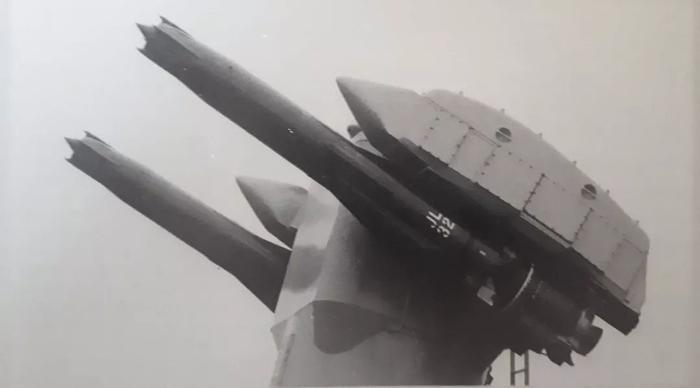 英国第二代舰空导弹，世上第一款在实战中成功拦截导弹的舰空导弹