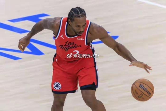 场均27+6+3！两届FMVP重返巅峰，球队却突然重建：伙计们都走了