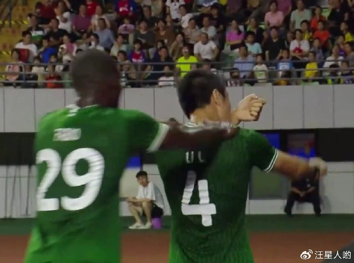 1-0！国安边后卫“大爆发”，打进赛季首球，开场1分钟险些送大礼