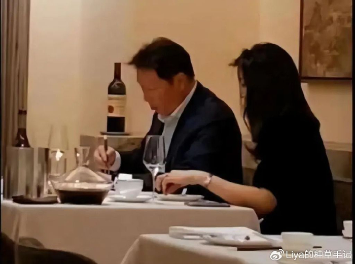 如何才能放下对钱的执念 w700d1q75cms.jpg