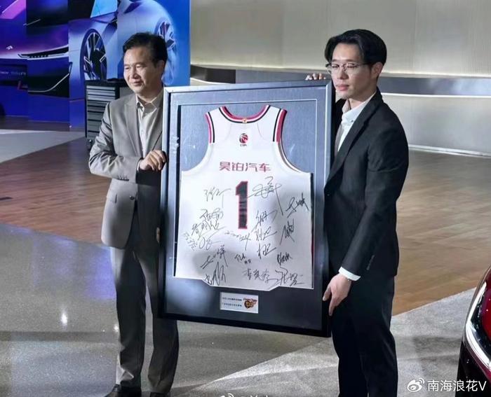 CBA3消息！广东队新赛季正式更换名字，洛佩斯点评郭艾伦