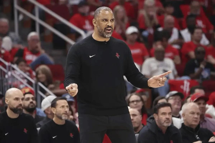 三分11中6轰31+9！巅峰汤普森诞生，恭喜火箭，低价续约赚麻了