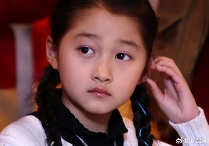 关晓彤新剧《生逢其时》摆脱偶像包袱,告别学生角色审美疲劳演技获赞 关晓彤新剧《生逢其时》摆脱偶像包袱,告别学生角色审美疲劳演技获赞