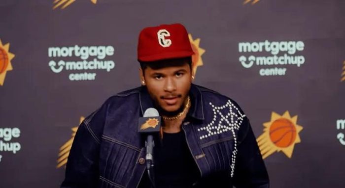 2场42中12！不怪火箭交易你，杰伦格林创新低，斯通本该留下狄龙