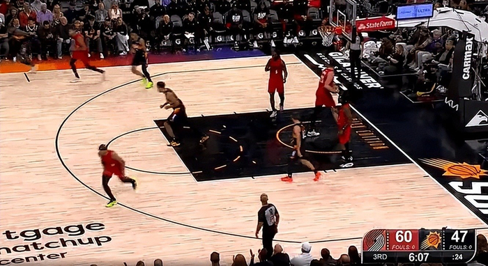 2场42中12！不怪火箭交易你，杰伦格林创新低，斯通本该留下狄龙