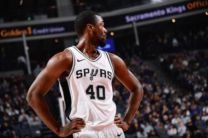 哈里森·巴恩斯理应得到马刺球迷的道歉！