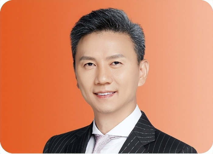 李卫平个人资料 w700d1q75cms.jpg