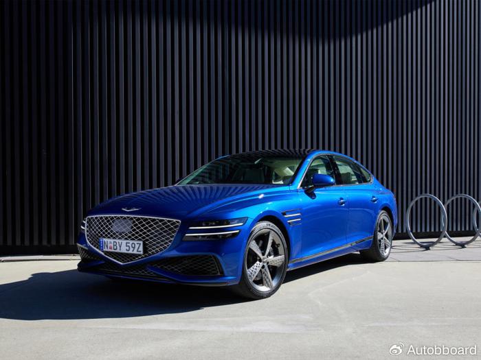 新款捷尼赛思G80要来了,内饰变化大,悬浮屏被取消
