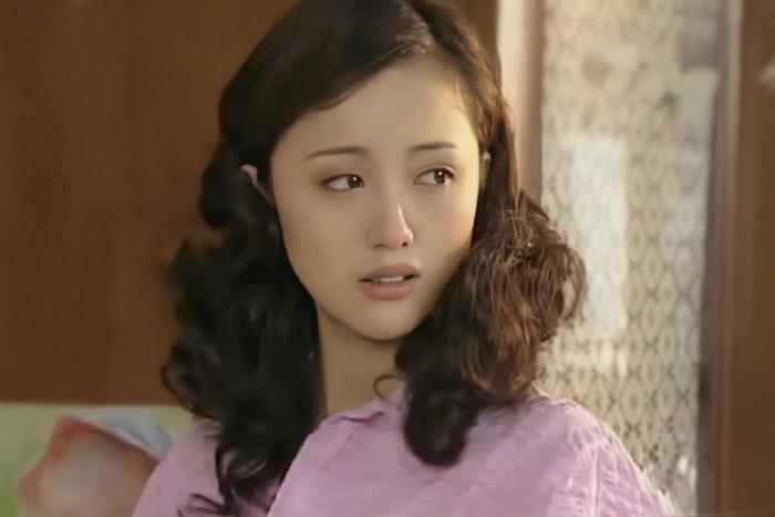 朱媛媛梁冠华主演《贫嘴张大民》成经典，霍思燕潘粤明演绎悲剧爱情