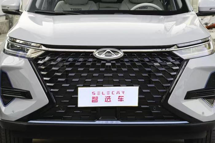 售价13.79万起,奇瑞瑞虎8新能源冠军版上市,最大纯电续航100km