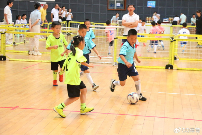 北碚幼儿体育“向上生长”！三人制篮、足球趣味活动欢乐收官