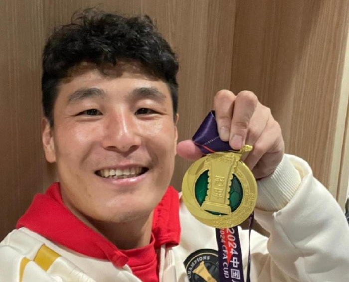 奥斯卡暂离上海 巴尔加斯绯闻西亚 武磊下赛季怎么办