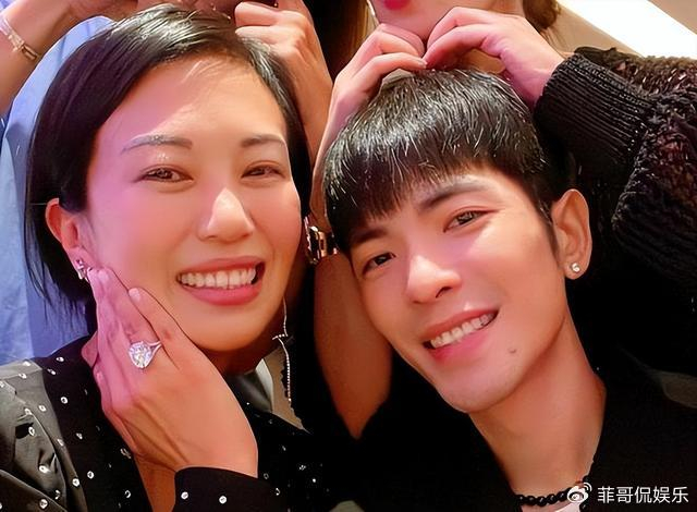 萧敬腾与50岁女友甜蜜过七夕！宣布“丁克”态度，展现坚实爱情