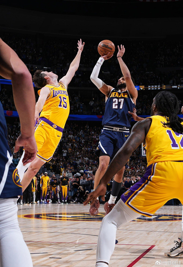 惊人弹跳+高速旋转：逃过雌蛛绝杀！中国科学家发现"...