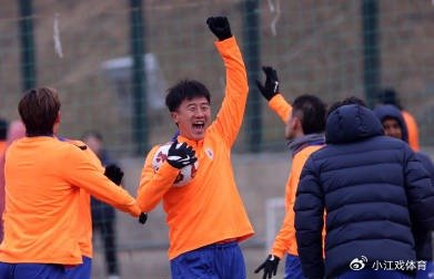 中超新赛季谁能夺冠？鲁媒名记给出答案，泰山无望，3队争第一