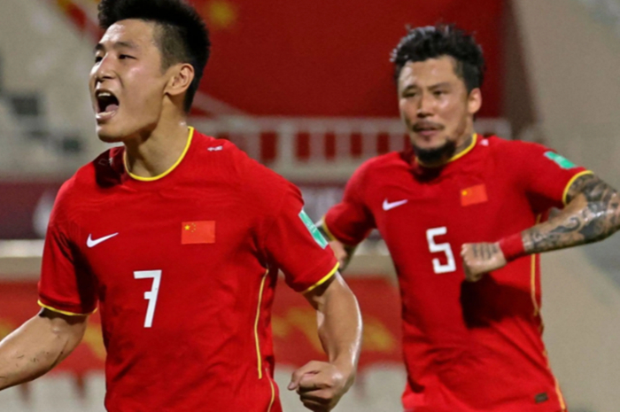 禁足令意外曝大鱼，名记：不是鲁能球员，国脚，劳模，被带入坑