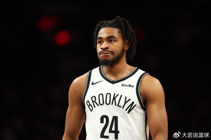 2换1波神+转正双向奇兵，勇士升级14+2名单！美媒再送4大买断目标