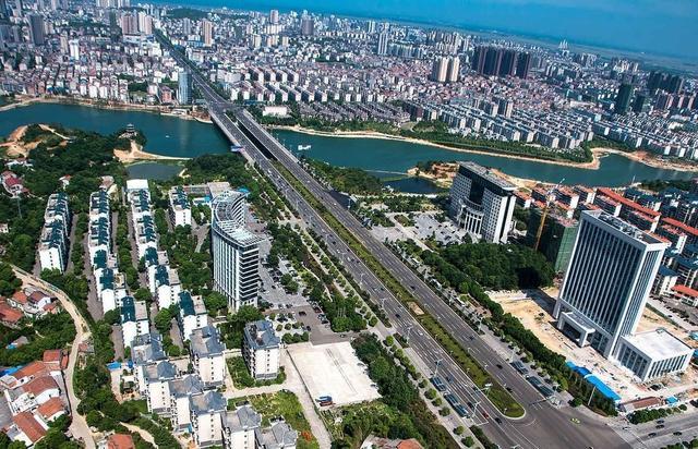 你知道长江支流湘江、赣江与长江的交汇处，分别是哪座城市吗？