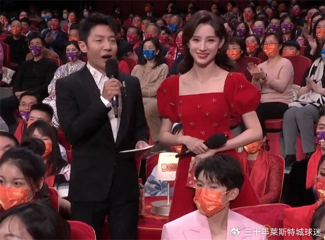 马凡舒回应离开《天下足球》！段暄张斌后，长腿美女主播也走了