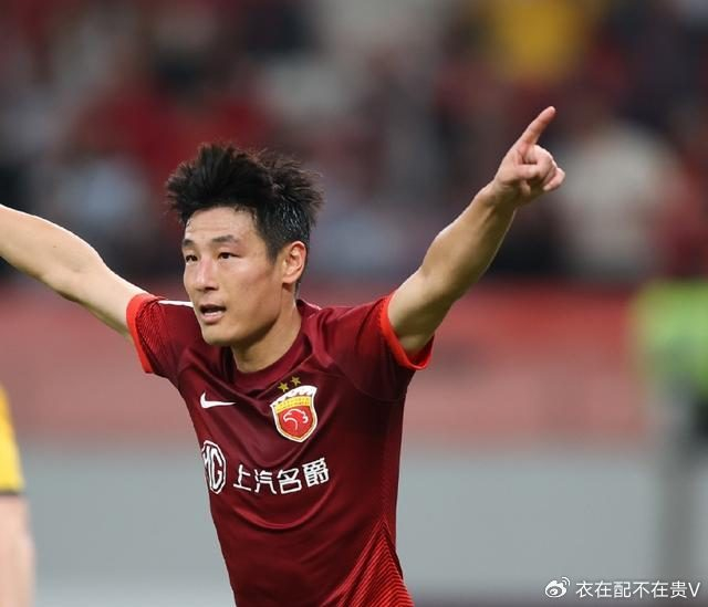 上海海港重夺中超冠军！武磊传射建功，上海申花功亏一篑
