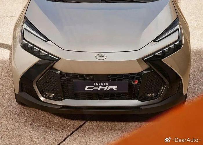 新增PHEV车型，C-HR换代造型更科幻，但与中国无缘