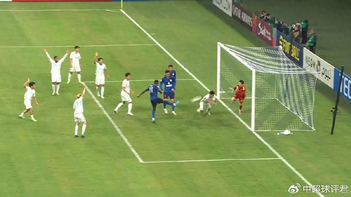 逆转申花！韩媒：赵贤祐展示了K联赛MVP尊严，是他避免大比分落后