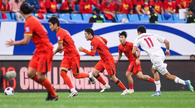 国足2：1印尼斩获首胜，名嘴詹俊道出真正原因，伊万赢球也遭诟病