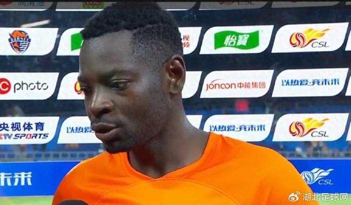 康瓜：没能拿下比赛很遗憾，青岛海牛上下一心一定能完成保级目标